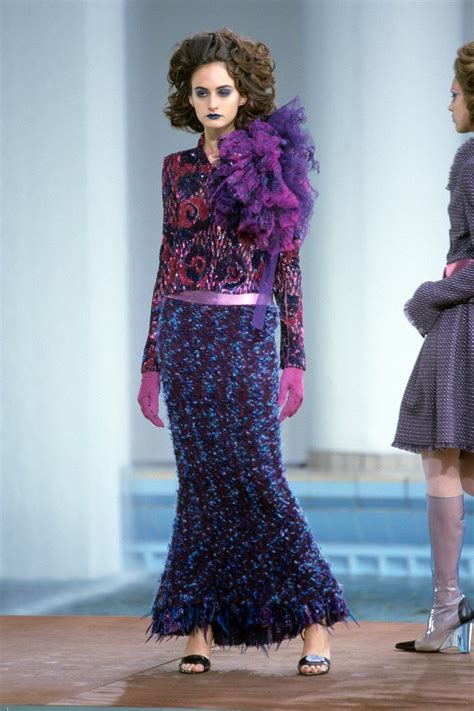 chanel 2000 runway|chanel fall 2000.